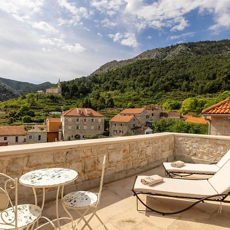 Dvor Pitve Villas イェルサ エクステリア 写真