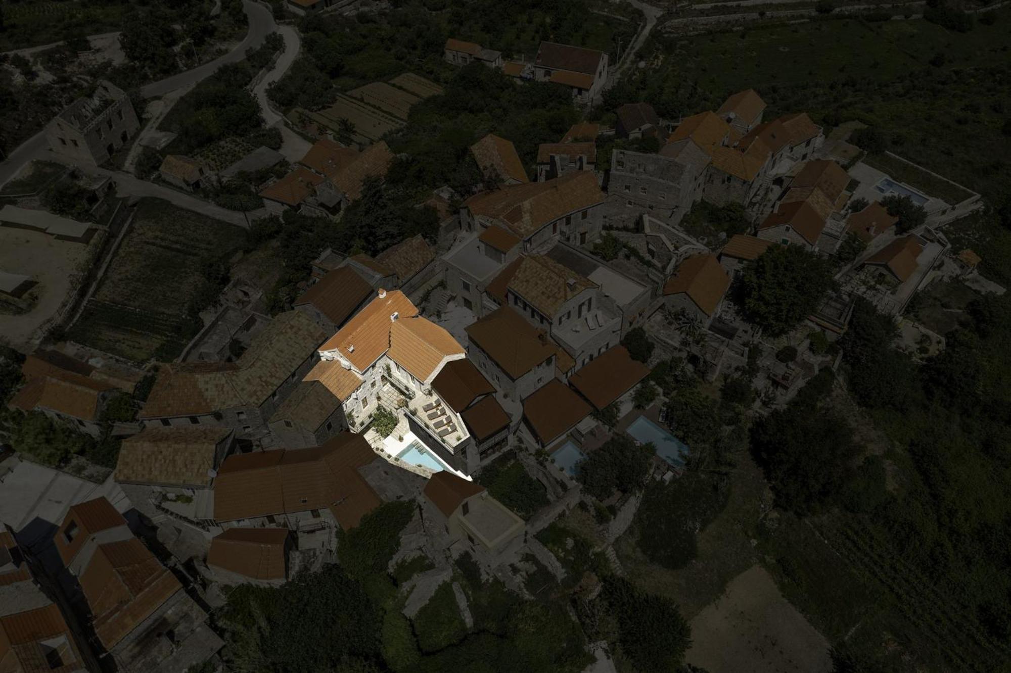 Dvor Pitve Villas イェルサ エクステリア 写真