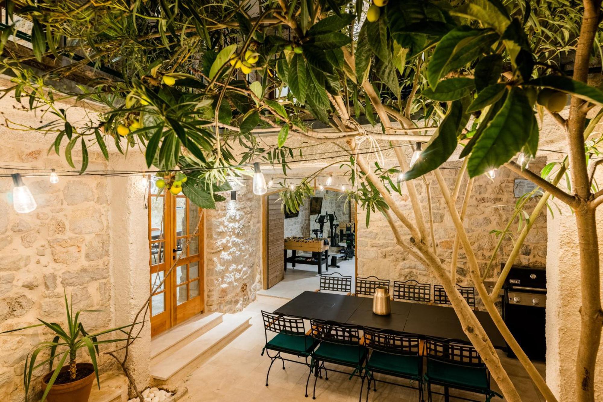 Dvor Pitve Villas イェルサ エクステリア 写真